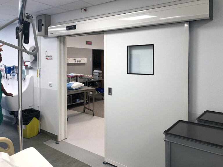 Porte étanche HDS Clean dans un centre hospitalier